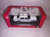 bnk jc Aoshima Dism 1/43 Nissan Cedric 200 Standard Taxi 1/43