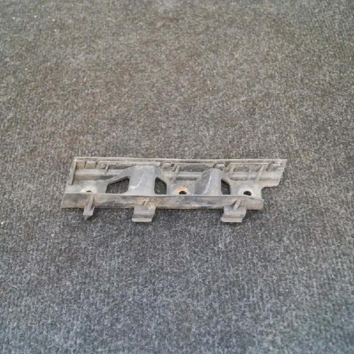 Suport bara de protecție st&acirc;nga față VW PASSAT B6 3C2 2007 OEM: 3C0807183 2396609