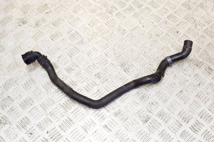 Furtun de lichid de răcire VW TIGUAN 5N_ 2014 OEM: 5N0122157AM 13885511