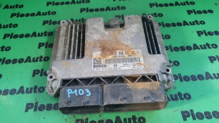 Calculator ecu Volkswagen Passat B6 3C (2006-2009) 0281012742