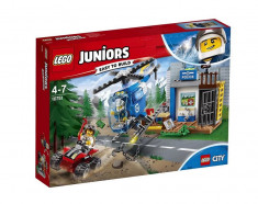 Set de constructie LEGO Juniors Urmarire pe munte foto