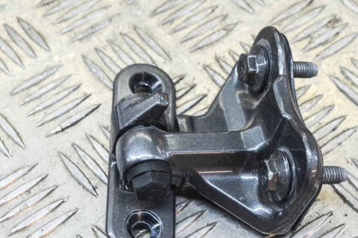 Balama ușă dreapta spate MERCEDES-BENZ A W176 2017 OEM: A046572 13458324