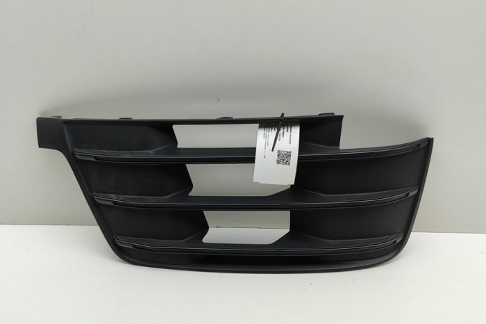 Grila dreapta față AUDI Q7 4M 2016 OEM: 4M0807682D,4M0807682F | 31799931