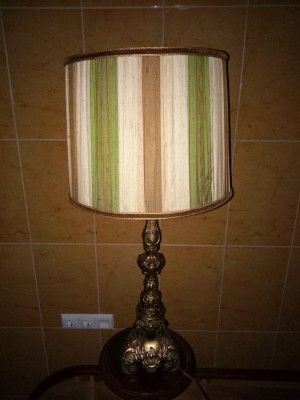 Elegant lampadar,veioza cu talpa din bronz masiv foto