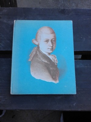 UN PRODIGIEUX GAMIN, MOZART - R. HINDERKS KUTSCHER (CARTE IN LIMBA FRANCEZA) foto