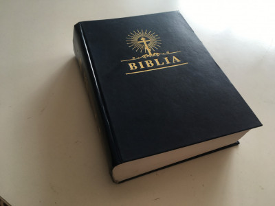 BIBLIA CHISINAU/BISERICA ORTODOXA DIN MOLDOVA 2004- EDITIA I RARA! foto