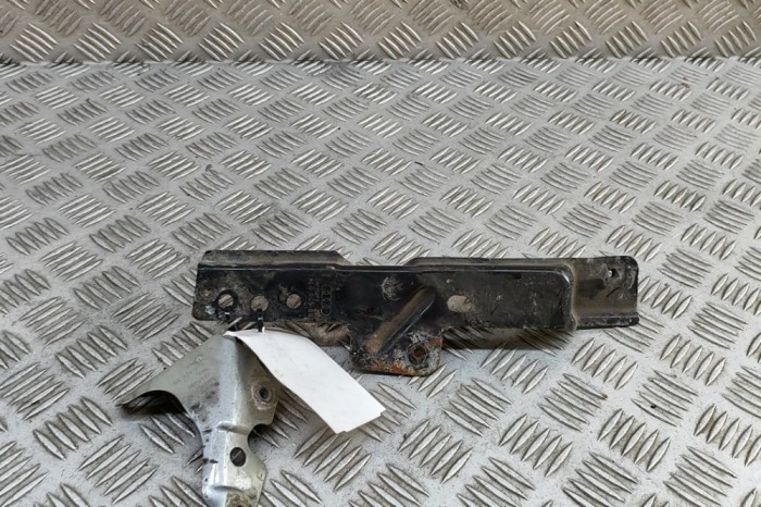 Suport aripa st&acirc;nga față AUDI Q7 4L 2014 OEM: 4L0805697,4L0821135 30973736