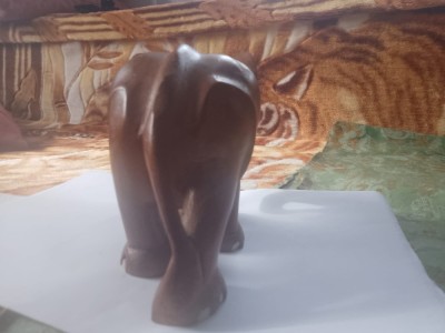 Statuie elefant foto