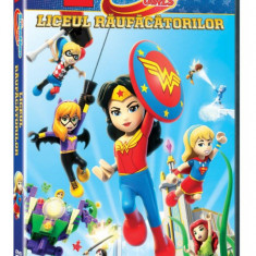 Lego DC Super Hero Girls: Liceul Raufacatorilor / Lego DC Super Hero Girls: Super-Villain High | Elsa Garagarza