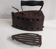 fier de calcat vechi foto