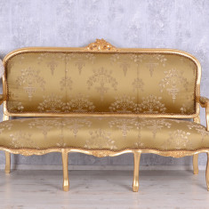 Sofa 3 locuri din lemn masiv auriu cu tapiterie maro CAT361A12