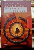 Bratarile doliului - Brandon Sanderson Volumul 6 al seriei Nascuti din ceata