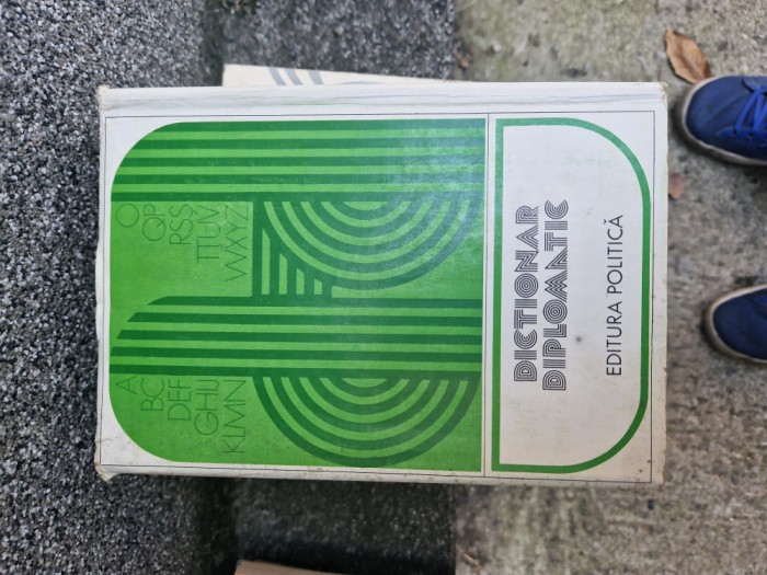 Dicționar diplomatic vintage