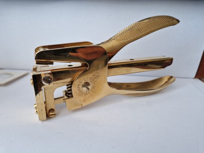 Capsator Cleste El Casco Gold Plated