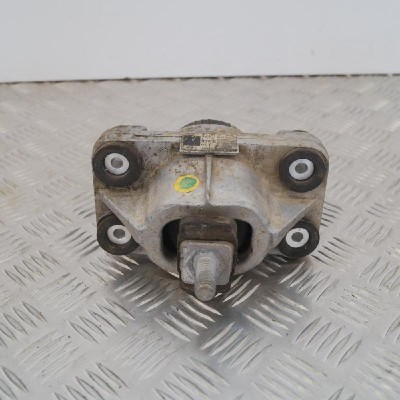 Suport motor dreapta LAND ROVER RANGE ROVER IV L405 2013 OEM: CPLA-6A003-DD | 2421828 foto