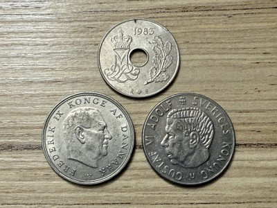 Monede scandinavice - Danemarca și Suedia - trei bucăți foto