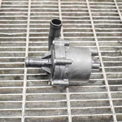 Pompa de apa auxiliara TESLA MODEL X 2016 OEM: 1037328-00-F 10043118 foto