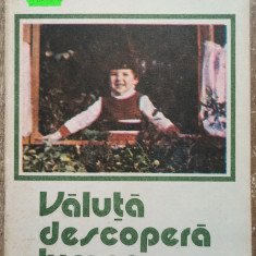 Valuta descopera lumea - Constantin Clisu// ilustratii Dragos Patrascu