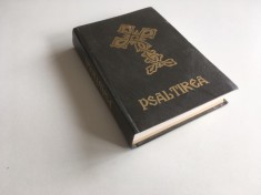 PSALTIREA TIPARITA DE MANASTIREA &rdquo;IZVORUL MURESULUI&rdquo; HARGHITA 1997. FORMAT MAI MIC 15,5 X 10,5 CM. CUPRINDE SI PARACLISUL MAICII DOMNULUI