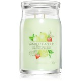 Yankee Candle Iced Berry Lemonade lum&acirc;nare parfumată Signature 567 g