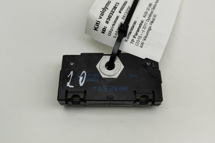 Amplificator de antena AUDI Q7 4M 2017 OEM: 4H0035570A 30323813