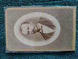 Fotografie , anii 1870 ,atelier celebru T S HITROW PLOESTI , Domn . dimensiuni 11 cm x 6 cm,stare exceptionala