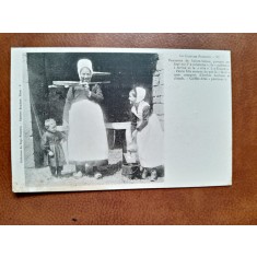 Carte postala Le costume Poitevin, inceput de secol XX