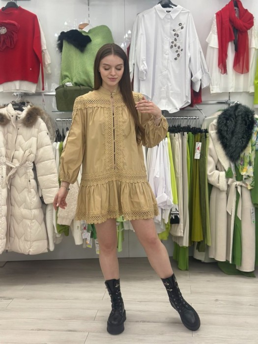 Rochie bej cu model din broderie