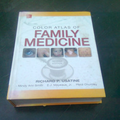 COLOR ATLAS OF FAMILY MEDICINE - RICHARD P. USATINE (CARTE IN LIMBA ENGLEZA)