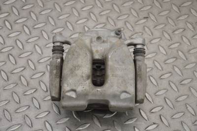 Etrier de fr&amp;acirc;nă dreapta față BMW 5 G30 2018 OEM: 53390a 17030138 foto