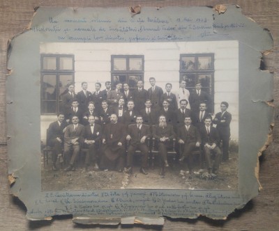 Absolventii Scolii Manuale de invatatori Domnul Tudor din Turnu Severin/ 1923 foto