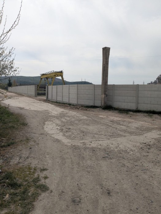 &Icirc;nchiriez spațiu comercial