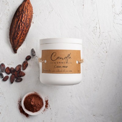 Lumanare parfumata handmade din ceara naturala de soia 100%, aroma de Cacao si mosc, Recipient ceramic alb, 150 g foto