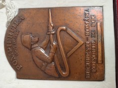 Placheta Mare Bronz 13 Septembrie -Ziua Pompierilor . foto