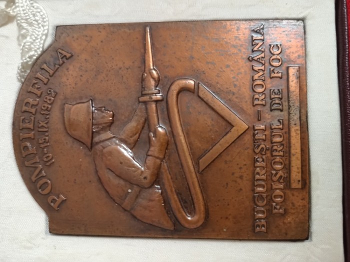Placheta Mare Bronz 13 Septembrie -Ziua Pompierilor .