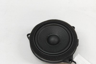 Difuzor ușă dreapta spate BMW X7 G07 2023 OEM: 2622518 31091035 foto