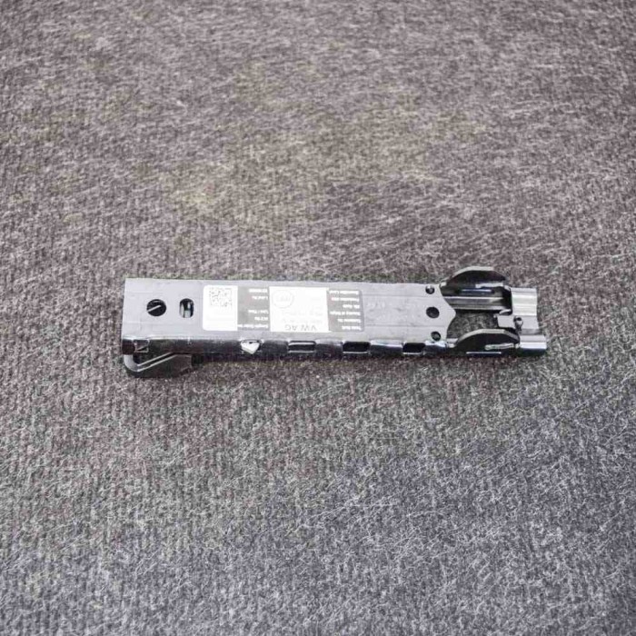 Reglaj &icirc;nălțime centura st&acirc;nga față VW PASSAT Variant B8 3G5 2016 OEM: 4M0857819 4117072