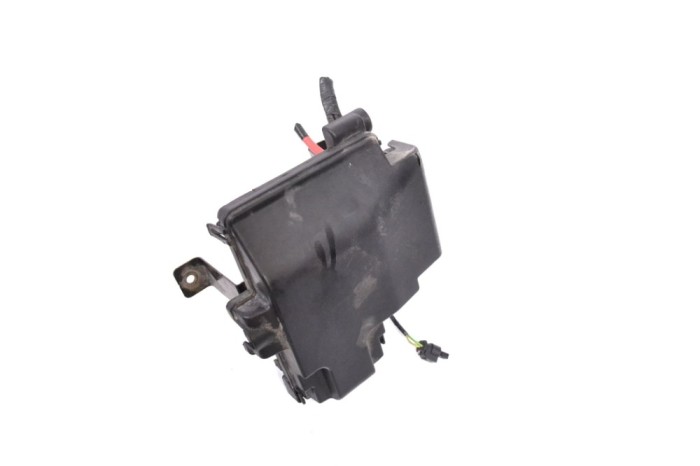 Panou de siguranțe TESLA MODEL S 2014 OEM: 1013274-00-C | 13745671