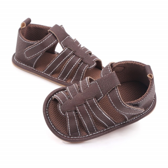Sandalute maro cu barete si inchise la spate (Marime Disponibila: 3-6 luni
