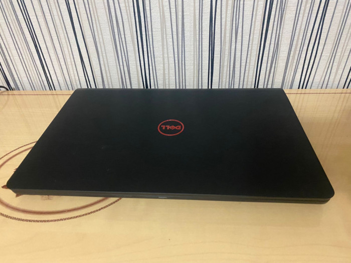 Laptop dell