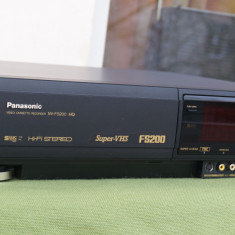 Video recorder S-VHS Panasonic NV-FS200 stereo Hi-Fi TBC