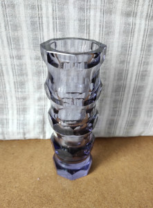 Vaza cristal masiv culoare mov | Okazii.ro