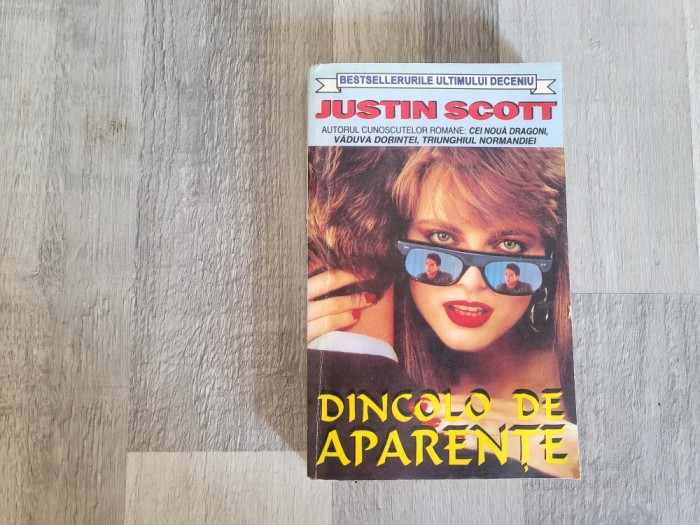 Dincolo de aparente de Justin Scott