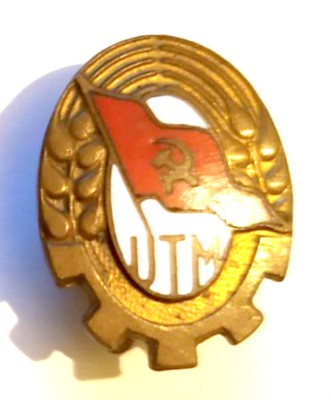 INSIGNA UTM CU EMAIL ROSU DESCHIS LA STEMA UTC foto
