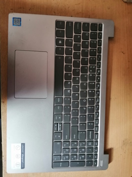 Palmrest cu tastatura Lenovo ideapad 330s A175