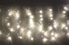 Perdea luminoasa tip turturi 240 LED-uri albe lumina calda interconectabila, WELL foto