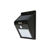 Cumpara ieftin Lampa Solara LED Yato YT-81856, 120lm, Senzor Miscare &amp; Amurg, IP65, 6000K, Autonomie 8h, Montaj Perete