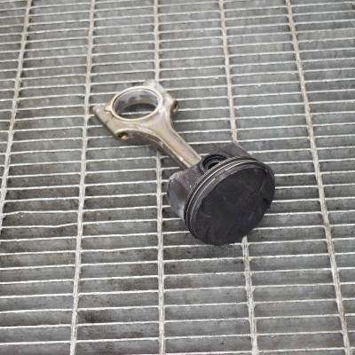 Piston BMW X3 E83 2004 OEM: 143721275125261432800 4136065 foto