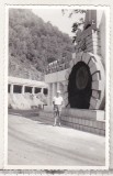 Bnk foto Intrarea in Municipiul Petrosani - 1975, Alb-Negru, Romania de la 1950, Cladiri