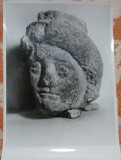 Fotografie, Cap de statuie gasit la Apulum